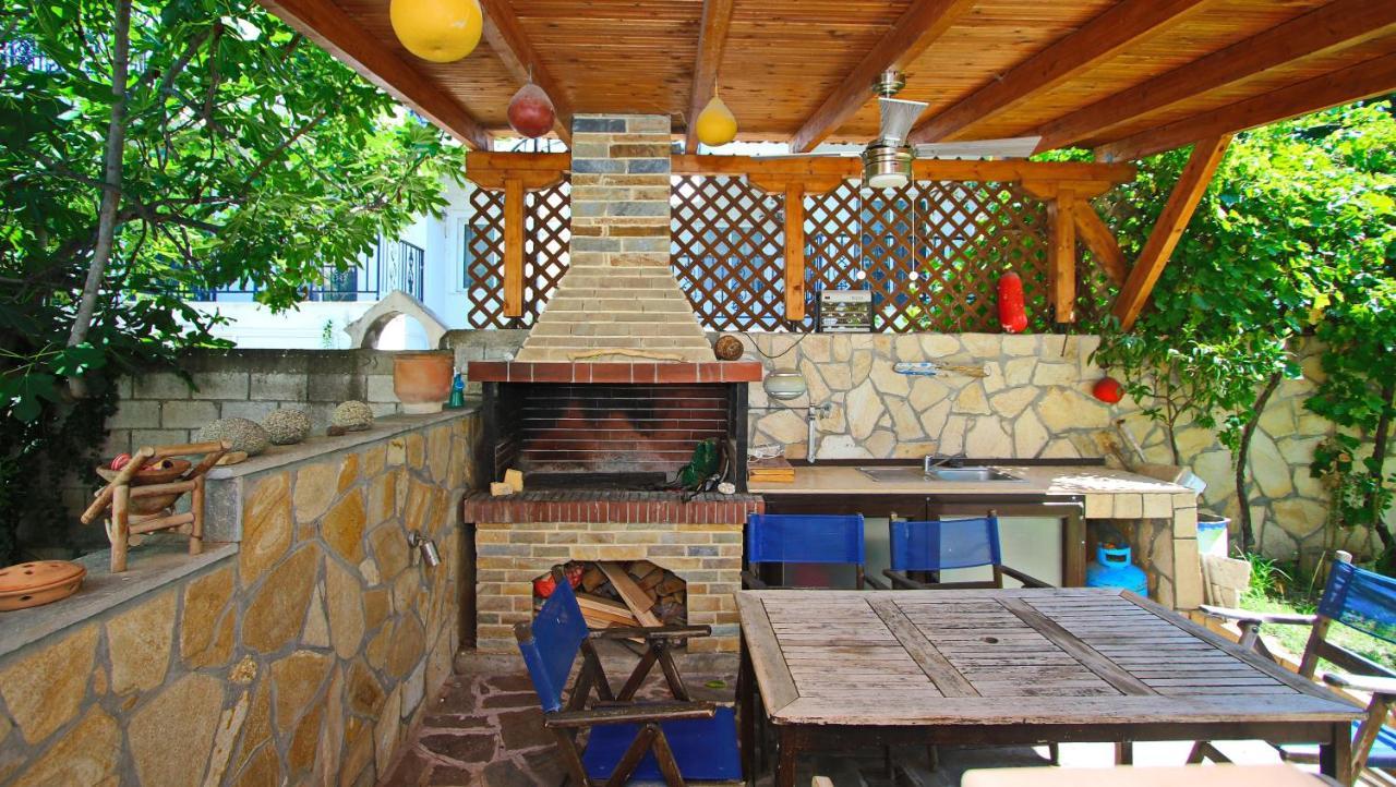 Starfish Villa Nea Iraklitsa Buitenkant foto