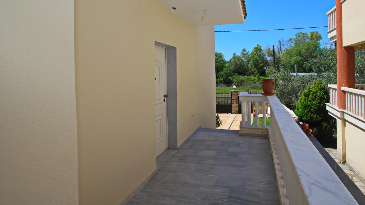 Starfish Villa Nea Iraklitsa Buitenkant foto