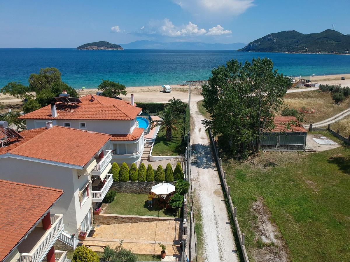 Starfish Villa Nea Iraklitsa Buitenkant foto